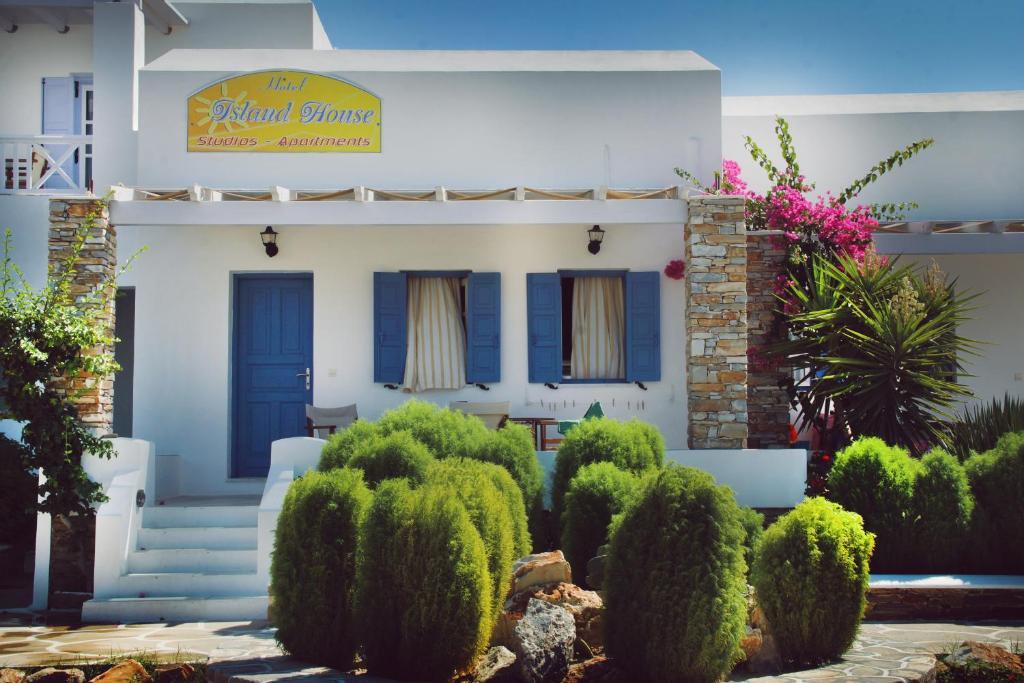 Island House Mare * Mylopotas