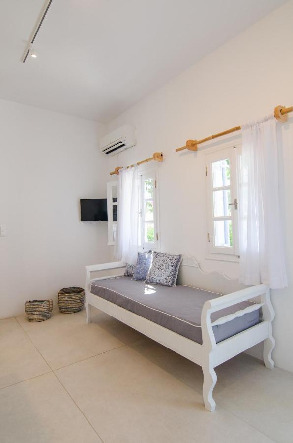 Island House Mare Apartment